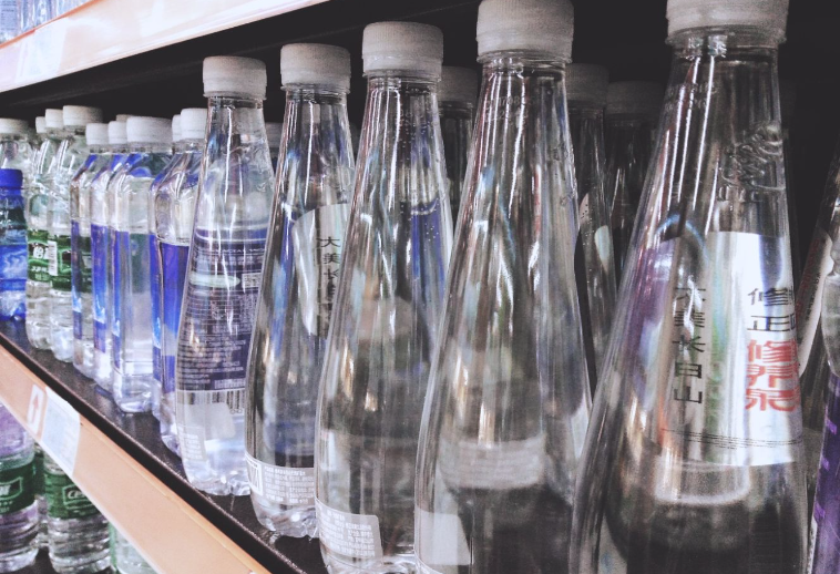 滴水湧泉飲用水生産項目簽約開工